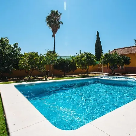 Holiday home Oasis Naranjos Con Jacuzzi 15 Min Sevilla Almensilla