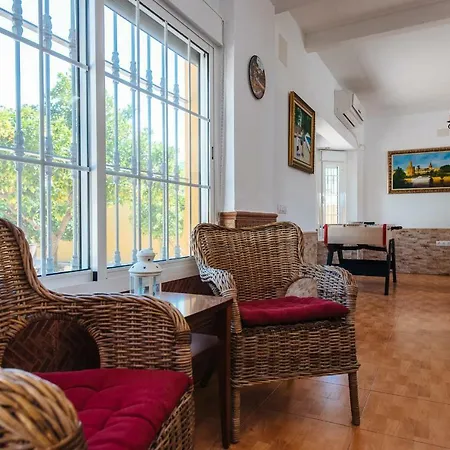 Oasis Naranjos Con Jacuzzi 15 Min Sevilla Holiday home Almensilla